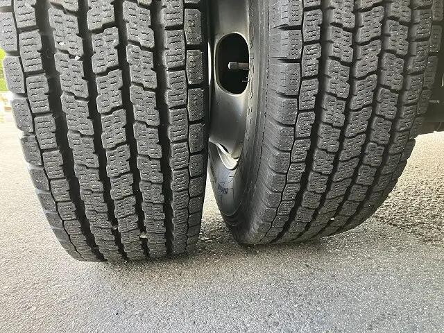 いすゞエルフ平ボディ小型（2t・3t）[写真21]