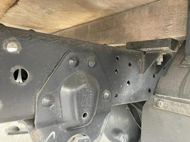 いすゞエルフ平ボディ小型（2t・3t）[写真25]