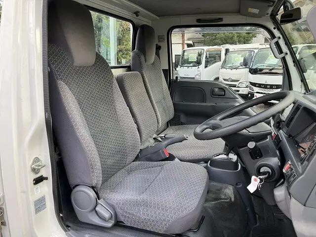 いすゞエルフ平ボディ小型（2t・3t）[写真35]