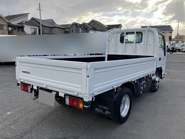 いすゞエルフ平ボディ小型（2t・3t）[写真04]