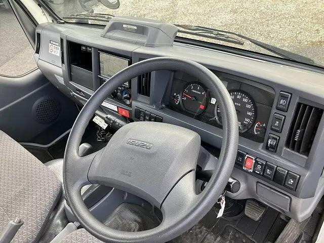 いすゞエルフ平ボディ小型（2t・3t）[写真40]