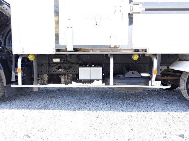 いすゞエルフ冷凍車（冷蔵車）小型（2t・3t）[写真18]