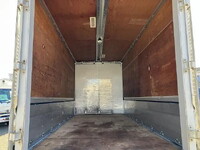 三菱ふそうキャンターアルミウイング小型（2t・3t）[写真12]