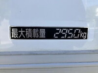 三菱ふそうキャンターアルミウイング小型（2t・3t）[写真20]