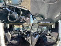 三菱ふそうキャンターアルミウイング小型（2t・3t）[写真31]