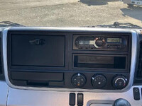 三菱ふそうキャンターアルミウイング小型（2t・3t）[写真33]