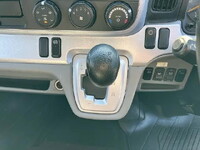 三菱ふそうキャンターアルミウイング小型（2t・3t）[写真34]