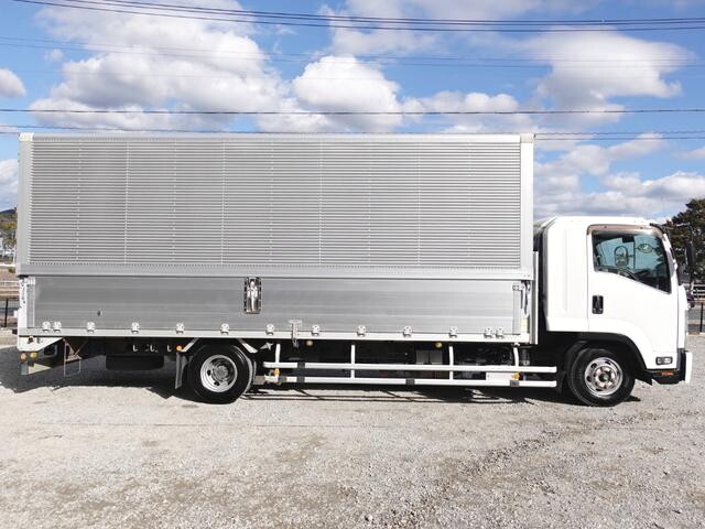 いすゞフォワードアルミウイング中型（4t）[写真06]