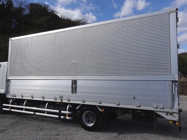 いすゞフォワードアルミウイング中型（4t）[写真08]