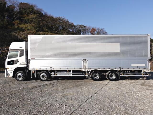 UDトラックスクオンアルミウイング大型（10t）[写真07]