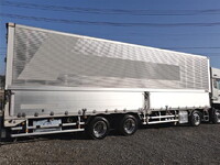 UDトラックスクオンアルミウイング大型（10t）[写真09]