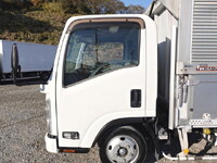 いすゞエルフアルミウイング小型（2t・3t）[写真13]