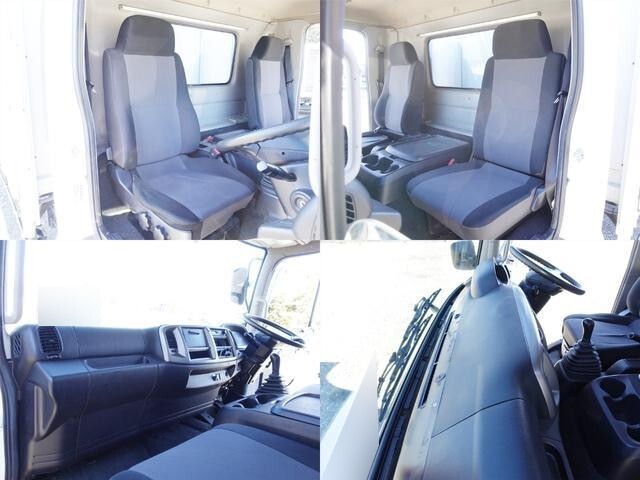 日野レンジャーアルミウイング中型（4t）[写真21]