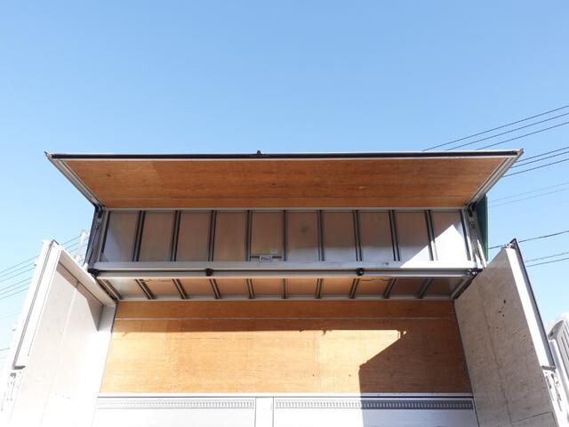 日野レンジャーアルミウイング中型（4t）[写真08]