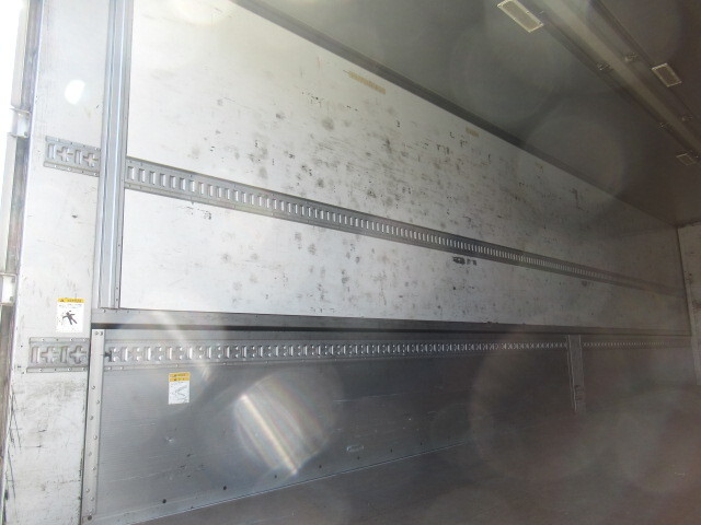 三菱ふそうスーパーグレートパネルウイング大型（10t）[写真11]