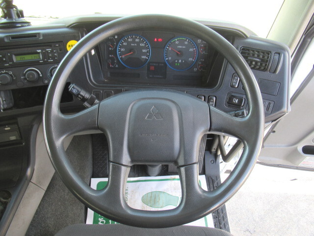 三菱ふそうスーパーグレートパネルウイング大型（10t）[写真26]