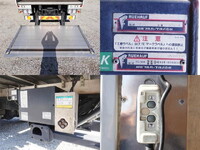 いすゞフォワードアルミバン中型（4t）[写真14]