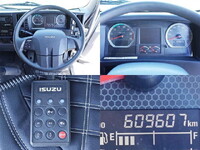 いすゞフォワードアルミバン中型（4t）[写真24]