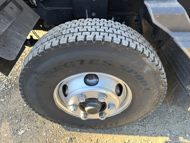 いすゞフォワードクレーン4段中型（4t）[写真33]