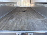 日野レンジャーアルミウイング中型（4t）[写真14]