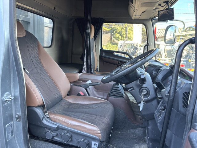 日野レンジャーアルミウイング中型（4t）[写真19]