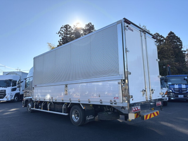 日野レンジャーアルミウイング中型（4t）[写真04]