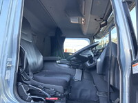 三菱ふそうスーパーグレートダンプ大型（10t）[写真14]