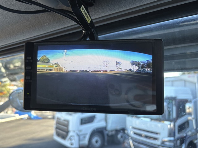 三菱ふそうスーパーグレートダンプ大型（10t）[写真18]