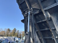 三菱ふそうスーパーグレートダンプ大型（10t）[写真25]