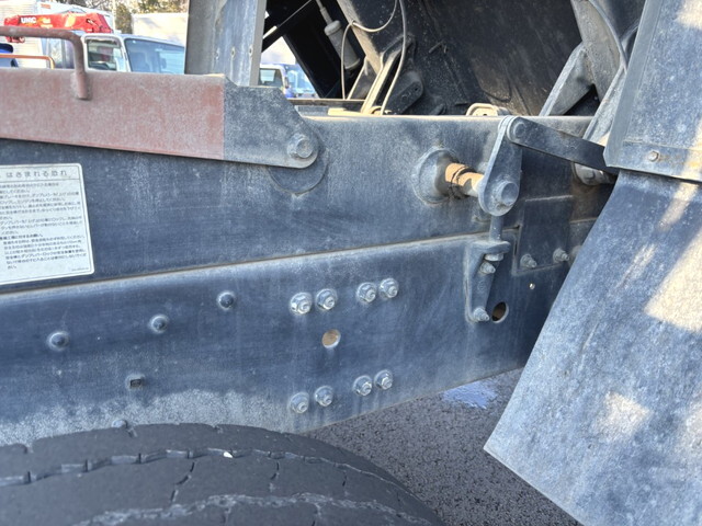 三菱ふそうスーパーグレートダンプ大型（10t）[写真30]