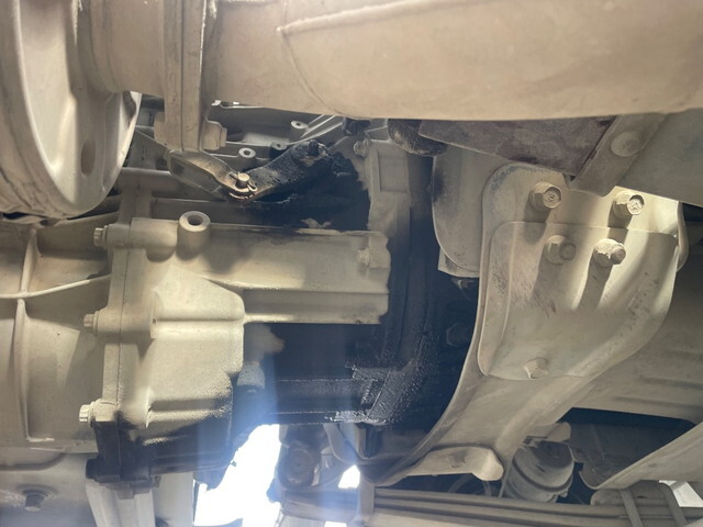 三菱ふそうスーパーグレートミキサー車（コンクリートミキサー）大型（10t）[写真19]