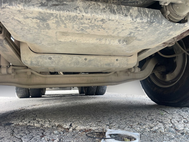 三菱ふそうスーパーグレートミキサー車（コンクリートミキサー）大型（10t）[写真23]