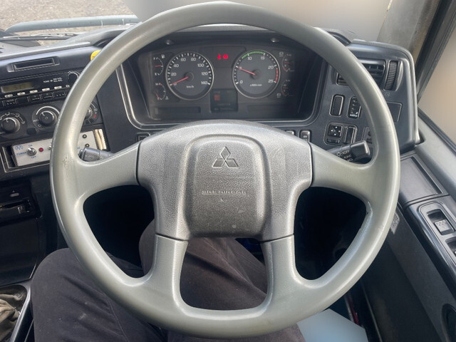 三菱ふそうスーパーグレートミキサー車（コンクリートミキサー）大型（10t）[写真28]