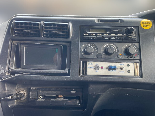 三菱ふそうスーパーグレートミキサー車（コンクリートミキサー）大型（10t）[写真31]