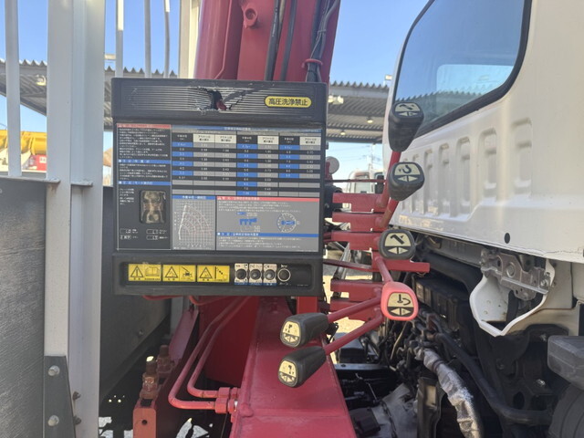 いすゞフォワードクレーン4段中型（4t）[写真12]