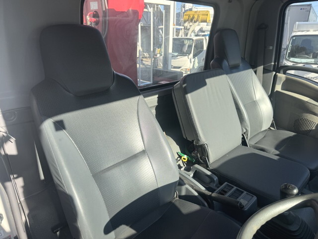 いすゞフォワードクレーン4段中型（4t）[写真19]