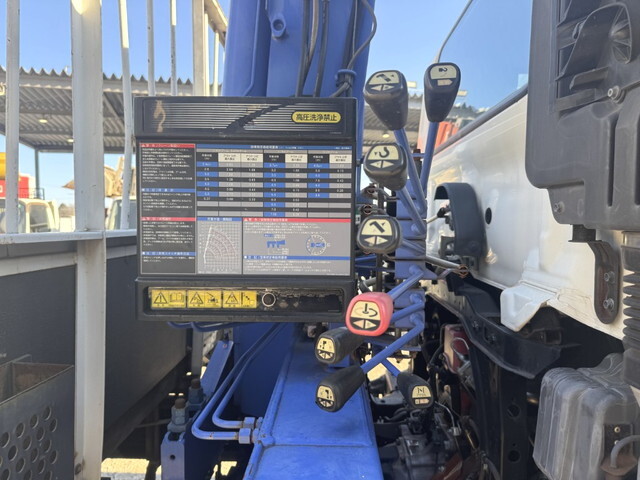 日野レンジャークレーン4段中型（4t）[写真18]