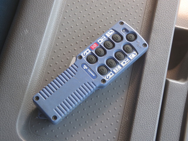 UDトラックスクオンセルフローダー大型（10t）[写真17]