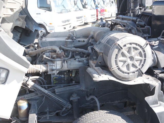 UDトラックスクオンセルフローダー大型（10t）[写真26]