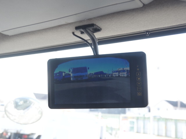 UDトラックスクオンセルフローダー大型（10t）[写真30]