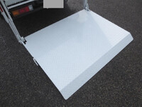 三菱ふそうキャンター平ボディ小型（2t・3t）[写真11]