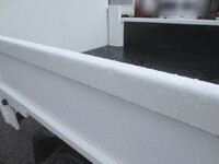 三菱ふそうキャンター平ボディ小型（2t・3t）[写真18]