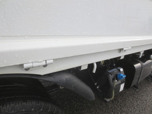 三菱ふそうキャンター平ボディ小型（2t・3t）[写真18]