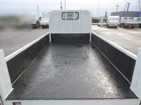 三菱ふそうキャンター平ボディ小型（2t・3t）[写真10]