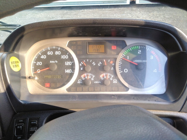 日野レンジャークレーン3段増トン（6t・8t）[写真29]