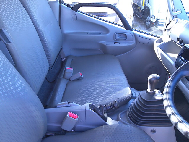 日野デュトロローダーダンプ小型（2t・3t）[写真17]