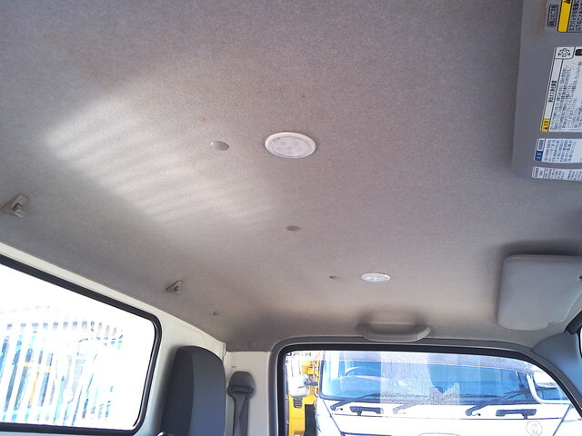 日野デュトロローダーダンプ小型（2t・3t）[写真18]