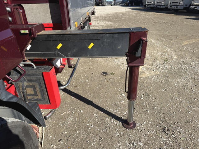 三菱ふそうキャンタークレーン4段小型（2t・3t）[写真14]