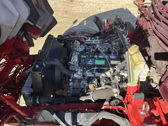 三菱ふそうキャンタークレーン4段小型（2t・3t）[写真20]