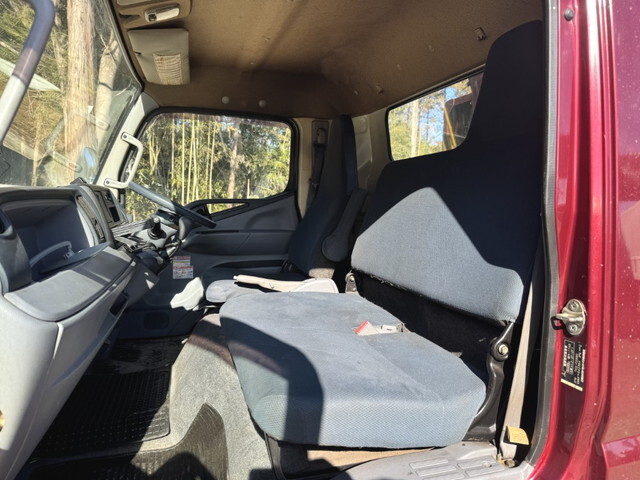 三菱ふそうキャンタークレーン4段小型（2t・3t）[写真26]